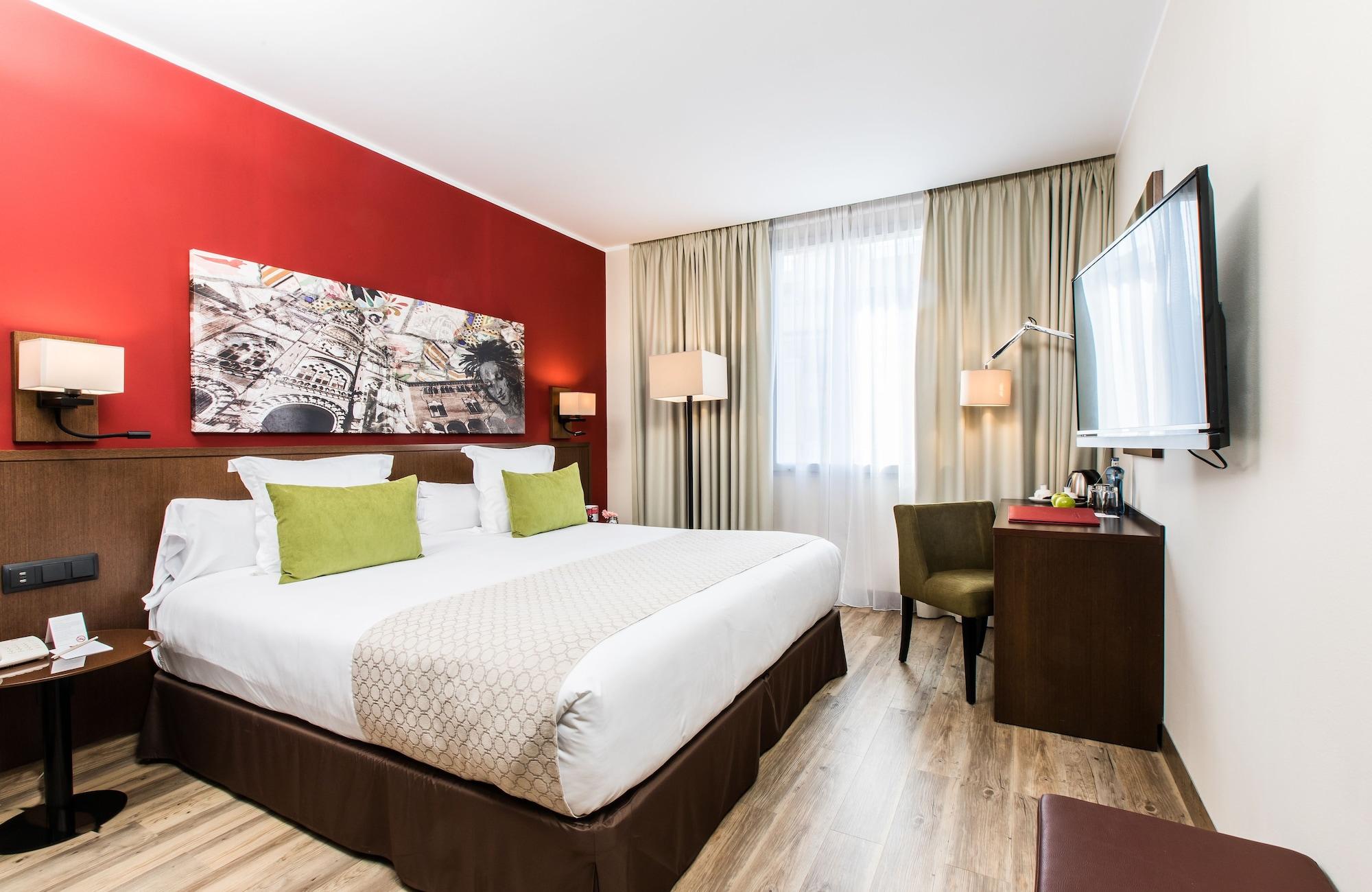Leonardo Gran Via 3* Barcellona