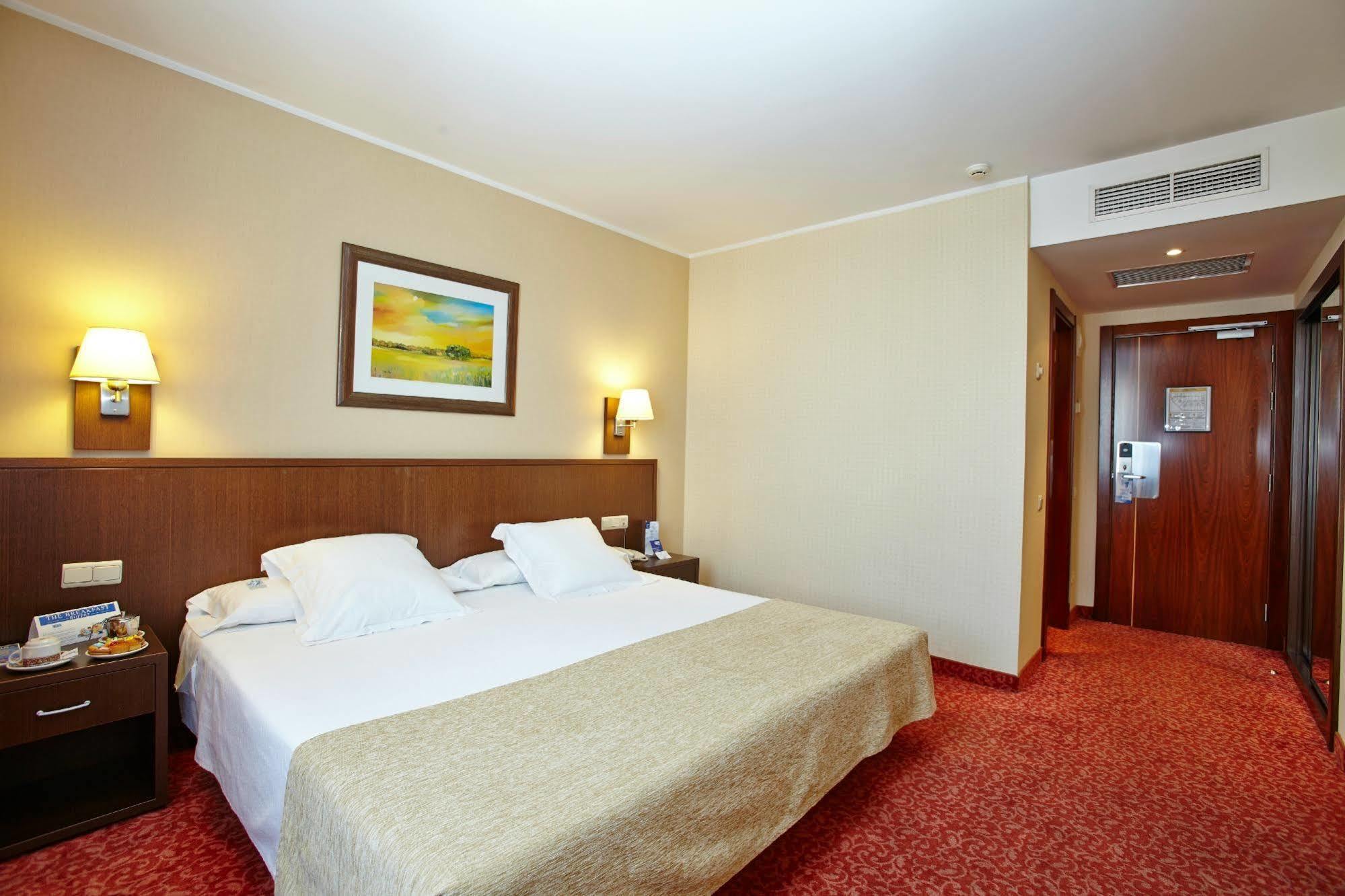 Hotel Leonardo Gran Via Barcellona